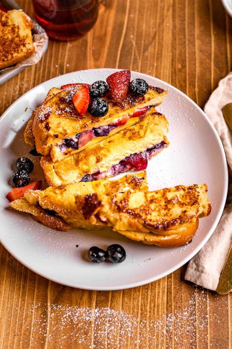 Loaded French Toast, Fruit French Toast, French Toast With Fruit, Stuffed French Toast Recipe, Breakfast Luxury, Berry French Toast Casserole, Fluffy French Toast, Blueberries And Strawberries, Berry French Toast