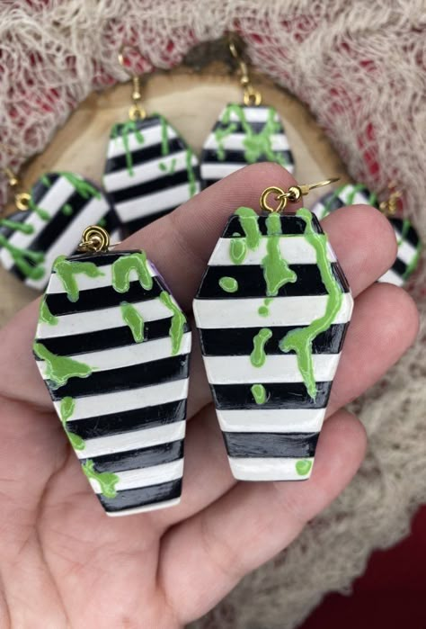 Beetle Juice Earrings, Coffin Polymer Clay Earrings, Clay Coffin Earrings, Beetle Juice Clay Earrings, Coffin Clay Earrings, Beetlejuice Clay Earrings, Halloween Clay Jewelry, Coffin Earrings, Clay Coffin