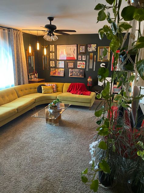 Moody, '70s Style Home Tour Photos | Apartment Therapy 70s Living Room Aesthetic, Hippie Apartment, 70s Style Home, 70’s House, 70s Living Room, Aesthetic 70s, Retro Apartment, Shelf Decor Bedroom, Townhouse Interior