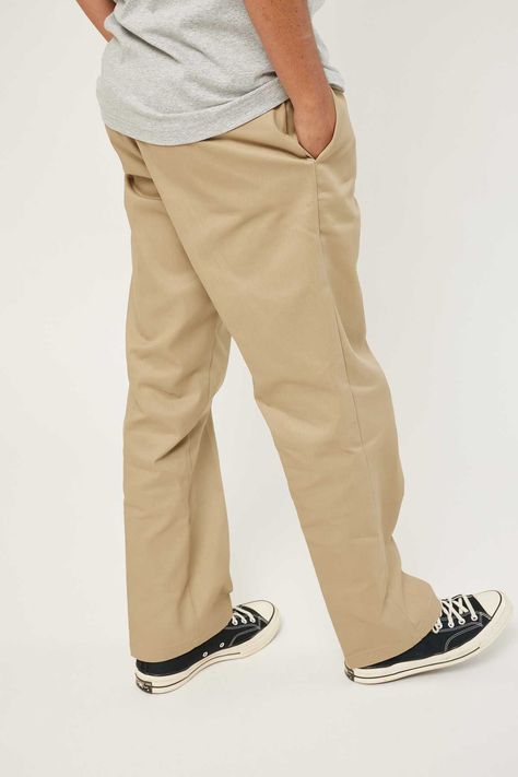 Dickies 874 Khaki, Dickies 874, Unisex Pants, Mens Chino Pants, Khaki Pants Men, Street Sneakers, Perfect Stranger, Cool Outfits For Men, Mens Khakis