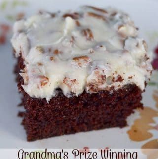 Chocolate Cake with Pecan Cream Cheese Icing ⋆ Grandma's Prize Winning ⋆ Sprinkle Some Fun Cracker Barrel Restaurant, Coke Cake, Cracker Barrel Recipes, Coca Cola Cake, Cola Cake, Cake Mug, Heirloom Recipes, Food Sweet, Cracker Barrel