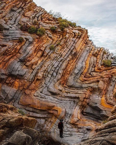 Geology Humor, Spirals In Nature, Rock Textures, Earth And Space Science, Geology Rocks, Scenic Photography, Rock Formations, Natural Phenomena, Natural Environment