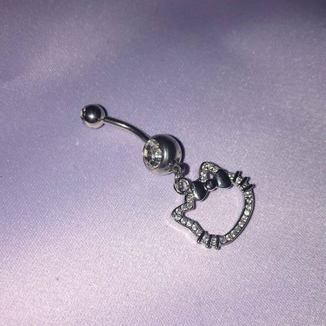 Hello Kitty Belly Piercing, Hello Kitty Piercing, Hello Kitty Charm, Belly Piercings, Bellybutton Piercings, Belly Button Piercing Jewelry, Belly Piercing Jewelry, Hello Kitty Jewelry, Cool Piercings