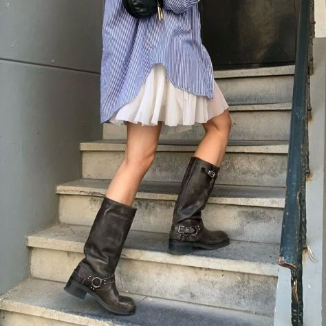 Buckle in—The Biker Boot Is Suddenly Back Like It’s 2010 Buckled Boots Outfit, Tall Moto Boots Outfit, Motto Boots Outfits, Black Buckle Boots Outfit, Biker Boots Women's, Moto Boots Outfit 2023, Rider Boots Outfit, Biker Boots Outfit Winter, Buckle Boots Outfit