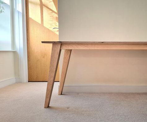 Easy DIY Plywood Desk for £40 ($55) : 11 Steps (with Pictures) - Instructables Simple Table Legs, One Sheet Plywood Projects, Ply Dining Table, Plywood Dining Table, Dining Table Diy, Plywood Furniture Plans, Pallet Deck Diy, Dine Table, Plywood Diy