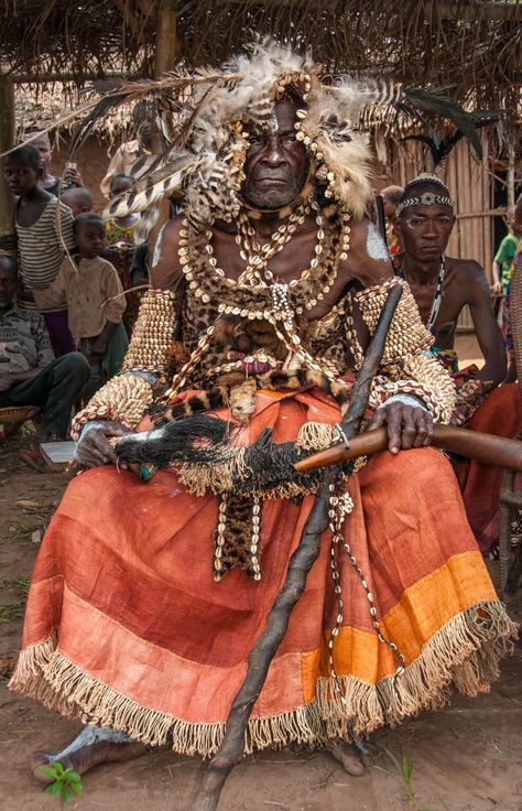 Expedition to DRC June 2023. Tour to Congo with MZUNGU EXPEDITIONS Cowrie Shell Jewelry, Afrofuturism Art, Africa Art Design, Empire Design, Male Witch, African Ancestry, Mask Dance, African Royalty, 2023 Photo