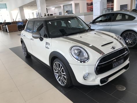 MINI Cooper S Edition7 Australia. Gray and Pepper White. Special edition 7 5 door hatch. Mini Cooper S 5 Door, Mini Cooper 5 Door Hatch, Mini Cooper 5 Door, Mini Cooper 4 Door, White Mini Cooper, Black Mini Cooper, Mini Cooper Hardtop, Mini Cooper Models, Mini Cooper Accessories