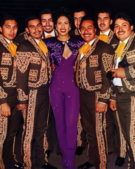 Selena_QuintanillaBr’s Instagram post Selena Purple Jumpsuit, Selena Purple Outfit, Purple Jumpsuit, Purple Outfit, Purple Outfits, Selena Quintanilla, Jumpsuit, Instagram Post, Purple