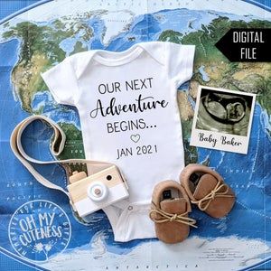 Social Media Pregnancy Announcement, Baby Baker, Fun Baby Announcement, Pregnancy Announcement Onesie, Cute Pregnancy Announcement, Baby Announcement Pictures, Digital Pregnancy Announcement, Baby Theme