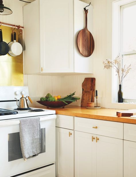 white cabinets with butcher block counter White Kitchen With Butcher Block Counter, Kitchen With Butcher Block Counters, Cabinetry Kitchen, Corner Kitchen Cabinet, Corner Kitchen, Butcher Block Counter, Farmhouse Kitchen Cabinets, Cabinets And Countertops, Low Cabinet