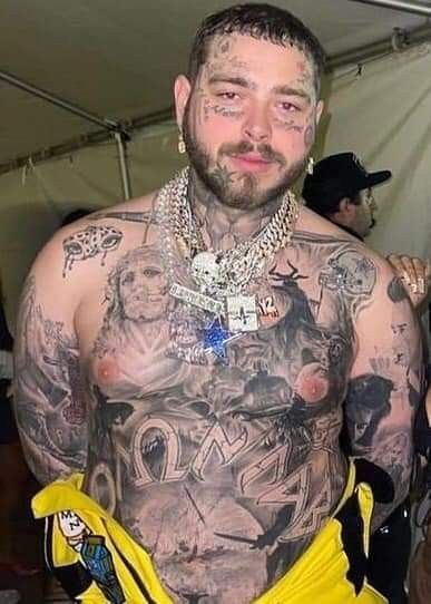 Very Rare Tattoo, Rare Tattoos Men, Post Malone Tattoos, Rare Tattoo, New Post Malone, John Hamm, Horrible Tattoos, Rare Tattoos, Master Tattoo