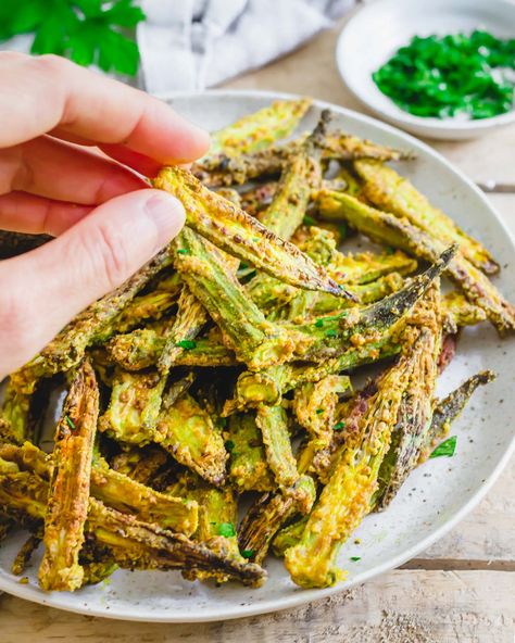 Crispy and crunchy, air frying okra is one of the easiest and BEST ways to indulge in the vegetable. Dip in your favorite sauce as a "fry" or simply enjoy as a side dish to any meal. Air Fryer Okra, Okra Benefits, Parsnip Fries, Bbq Platter, Okra Fries, Fried Okra, Pickled Okra, Okra Recipes, Air Fryer Healthy