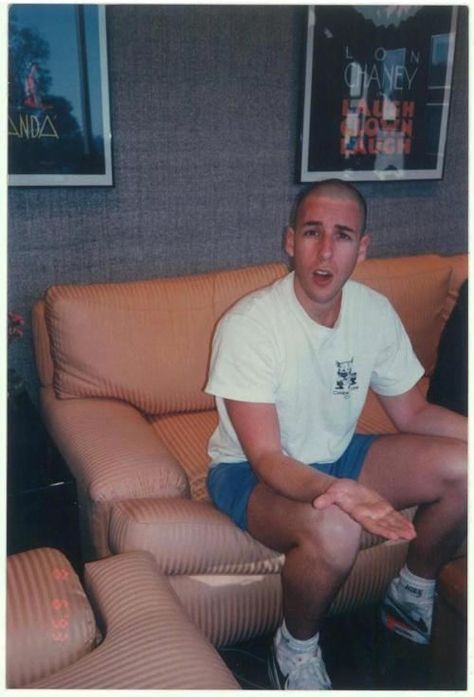 Adam Sandler back in the day. Adam Sandler Paparazzi Pics, Young Adam Sandler, Adam Sandler 90s, Adam Sanders, Superman Shirt, Education Humor, Adam Sandler, Famous Last Words, Snl