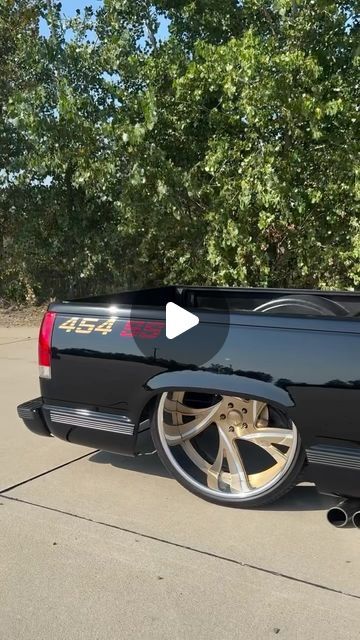 🏁OBS/NBS/NNBS PERFORMANCE🏁 on Instagram: "454 SS💰

@guero_sandoval89 

follow • @nbs_performance / @nbs.performance 𝔣𝔬𝔯 𝔪𝔬𝔯𝔢!! 
 
~

#nbsperformance #chevy #chevysilverado #454ss #454" Obs Chevy Interior, 454 Ss Truck, 1998 Chevy Silverado, Obs Chevy, Trucks Gmc, Chevy Silverado, Chevy Trucks, Chevy, Trucks