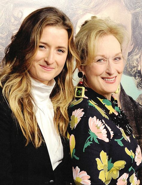 Meryl Streep and Grace Gummer Meryl Streep Daughter, Meryl Steep, Grace Gummer, Anastasia Romanov, Emma Thompson, Pierce Brosnan, Amanda Seyfried, October 20, Meryl Streep