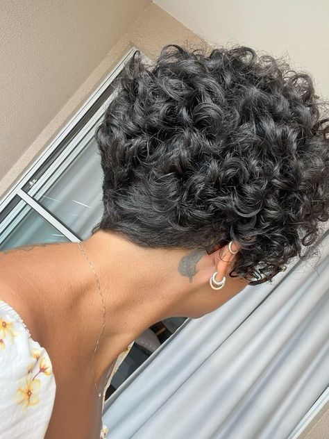 Pixie Curly Hair, Pixie Wavy Hair, Pixie Curls, Pixie Hairstyles Short, Short Wavy Haircuts, Short Natural Curly Hair, Curly Pixie Hairstyles, Curly Pixie Haircuts, Hair Curl