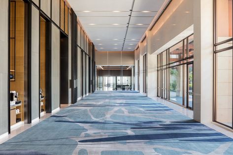 Xiamen Marriott Hotel & Conference Centre: UPDATED 2018 Reviews, Price Comparison and 151 Photos (China) - TripAdvisor Prefunction Hall, Hotel Meeting Room, Hotel Conference Rooms, Ballroom Design, Architecture Ceiling, Meeting Room Design, Conference Hotel, Space Hotel, Ball Room