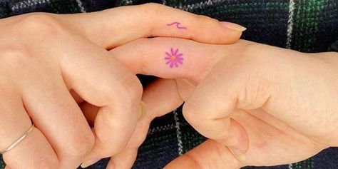 Small tattoos are among the most sought after among tattoos. Generally, people who want to have a tattoo for the first time try to find their first tattoo by doing a small tattoo research. That’s why we created a gallery where you can find small tattoos together. In this gallery you will be able to […] Tattoo For Finger, Pitta Kkm, Zihee Tattoo, Johnny Gloom, Adorable Tattoos, Small Colorful Tattoos, Small Back Tattoos, Stunning Tattoos, Colorful Tattoos