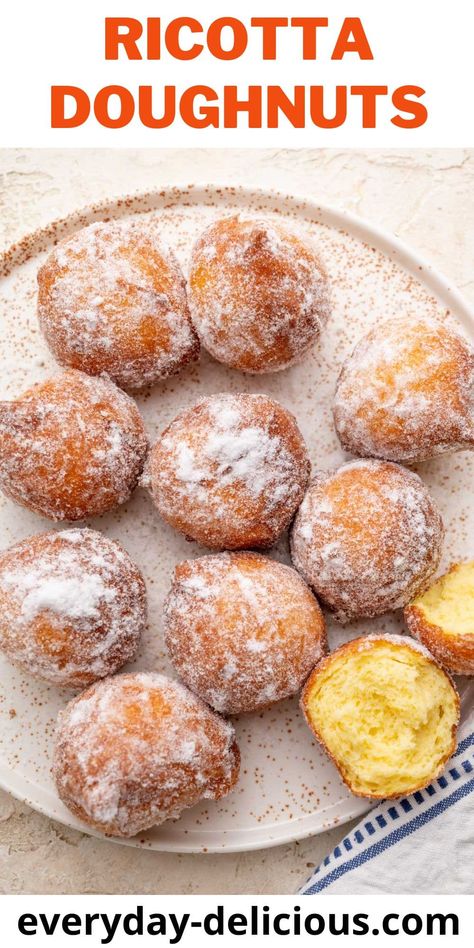 Italian Ricotta Donuts Recipe, Fried Ricotta Balls, Ricotta Donuts Recipe, Ricotta Doughnuts Recipe, Ricotta Balls Recipe, Zeppoli Recipe, Bomboloni Recipe, Ricotta Cheese Desserts, Ricotta Balls