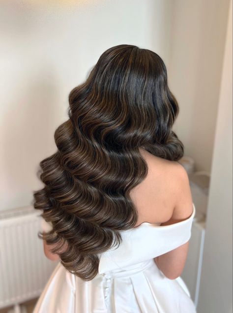 Hollywood waves , Glam waves 60s Waves Hairstyles, Asian Hollywood Waves, Hollywood Waves Veil, Hollywood Waves With Headband, Hollywood Waves With Bangs, Side Part Waves, Hollywood Waves Half Up Half Down, Hollywood Waves With Veil, Middle Part Hollywood Waves