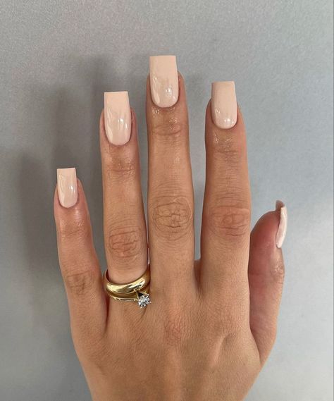 Cream Color Nails, Nails Timeless, Autumn Nail Ideas, Easy Fall Nail Designs, Pastel Nails Designs, Autumn Nail, Fantasy Nails, Fall Nail Trends, Subtle Nails