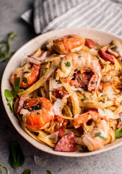 This quick and simple shrimp and chorizo pasta with mushrooms is full of flavor and won't disappoint! Shrimp And Chorizo, Garlic Shrimp Pasta Recipes, Pasta Sauce Recipes Tomato, Pasta With Mushrooms, Chorizo Pasta, Salt Lavender, Mushroom Recipes Pasta, Garlic Shrimp Pasta, Creamy Shrimp