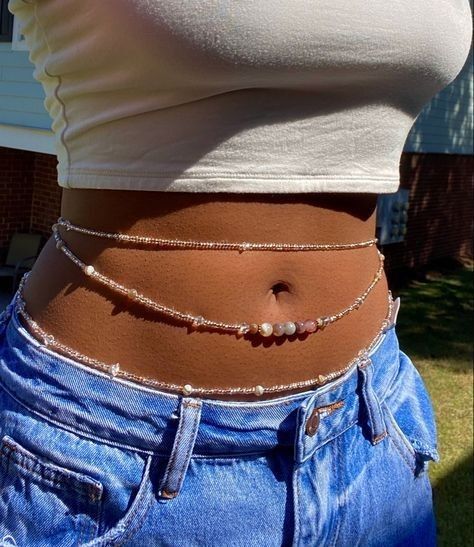 Waist Beads Aesthetic, Waist Beads Ideas, Jóias Body Chains, Body Jewelry Diy, Visualization Board, Waist Beads African, Healing Beads, African Waist Beads, Waist Jewelry