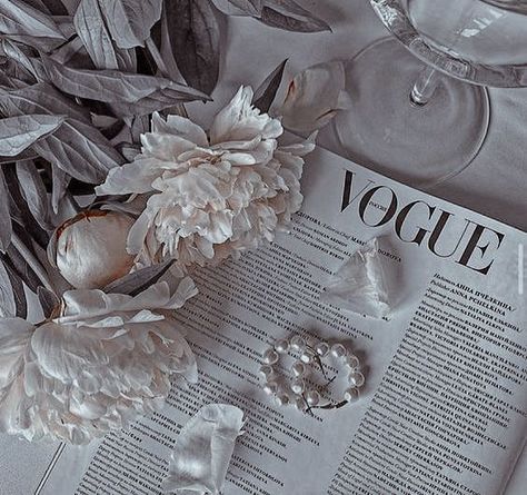 Light Feminine Aesthetic, Light Vs Dark, Light Feminine, Bday Girl, Feminine Aesthetic, Aesthetic Themes, White Aesthetic, Instagram Aesthetic, Wedding Sneaker