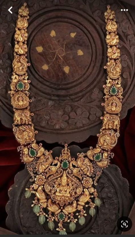 Long Chain And Necklace Set Gold, New Long Haram Gold Jewellery Designs, Haram Antique Gold, Gold Long Necklace Set Bridal, Jewelry Design Long Haram, Temple Collection Jewellery, Temple Haram Jewellery Designs, Temple Jewellery Haram Gold, Nakshi Jewellery Long Haram