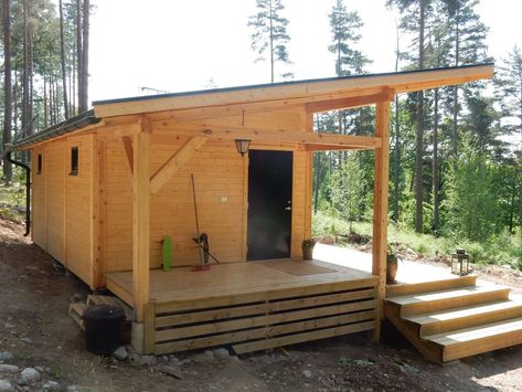 A Timber Framed Cabin in the Swedish Backcountry  - Poppytalk Cabin With Loft, 19th Century House, Timber Frame Cabin, Log Houses, Frame Cabin, Tiny Cabins, New Tools, Getaway Cabins, Little Cabin