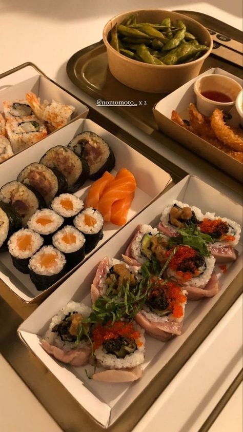 Sushi Night, Diner Recipes, Food Goals, Food Is Fuel, Food Obsession, In The Mood, Beautiful Food, Pretty Food, Food Cravings