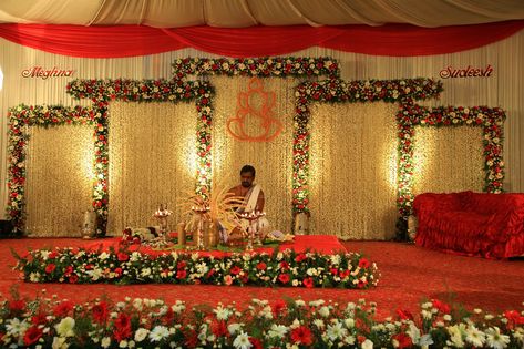 Hindu wedding stage Hindu Wedding Decorations Simple, Simple Stage Decorations Wedding, Hindu Wedding Stage, Tamil Wedding Stage Decoration, Hindu Wedding Hall Decorations, Hindu Wedding Decor, Simple Hindu Wedding Stage Decorations, Traditional Muhurtham Stage Decoration, Kerala Hindu Wedding Stage Decoration