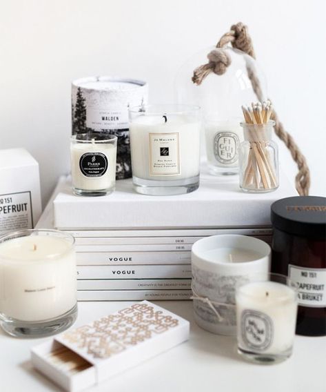 Best Scented Candles, Fancy Candles, Diptyque Candles, Candles Photography, Home Spray, Candle Aesthetic, Burn Notice, Candle Inspiration, Candle Styling