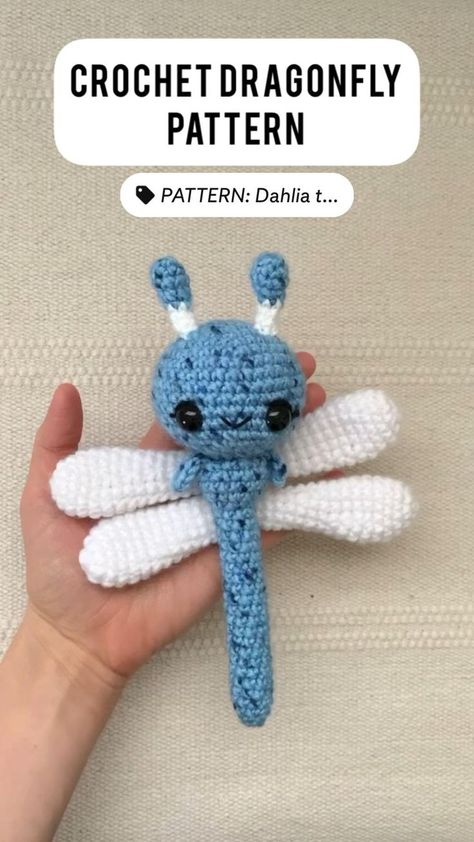 Crochet Butterfly Patterns, Crochet Dragonfly Pattern, Patterns For Toys, Crochet Dragonfly, Butterfly Patterns, Dragonfly Pattern, Easy Amigurumi, Crochet Keychain Pattern, Crochet Animals Free Patterns