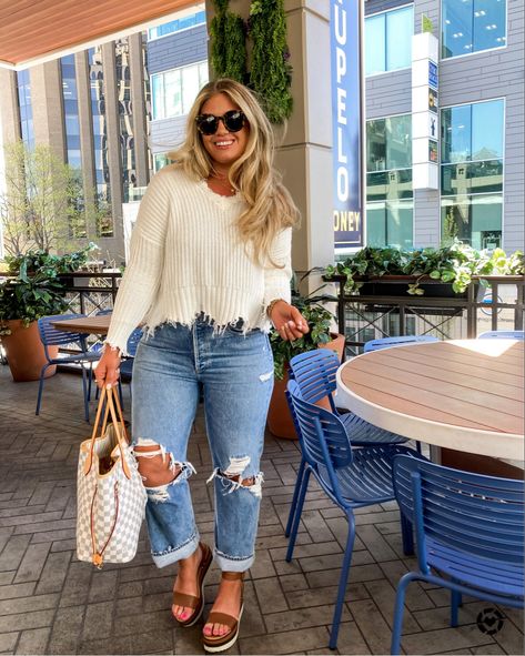 The perfect brunch look! This sweater is gorgeous! I’m in a medium. These jeans are one of my favorites. I’m in a 32. My sandals are so comfortable!! http://liketk.it/3dvuP #liketkit @liketoknow.it #LTKstyletip #LTKshoecrush #LTKcurves How To Style A Large Stomach, Plus Size Lifestyle, Cool Mom Outfits Plus Size, Mid Thirties Woman Style, Outfit Ideas Thick, Curvy Fall Outfits 2023, Xl Outfits For Women, Mid Size Spring Outfits, Size 20 Women Outfit Ideas