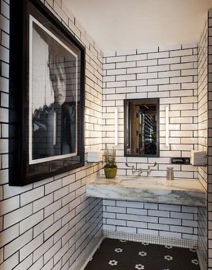 restaurant bathroom with dark-grouted white subway tile and a black and white hex tile floor Black And White Tile, Black Grout, Subway Tiles Bathroom, Restaurant Bathroom, White Bathroom Designs, White Subway Tiles, White Subway Tile, Black Tiles, Trendy Bathroom