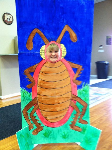 One of our bugs for vbs Vbs 2025 Magnify, Vbs Garden Theme, Giant Bugs Diy, Magnified Vbs 2025, Vbs Magnified, Preschool Insects, Recycle Garden, Diy Butterflies, Butterflies Party