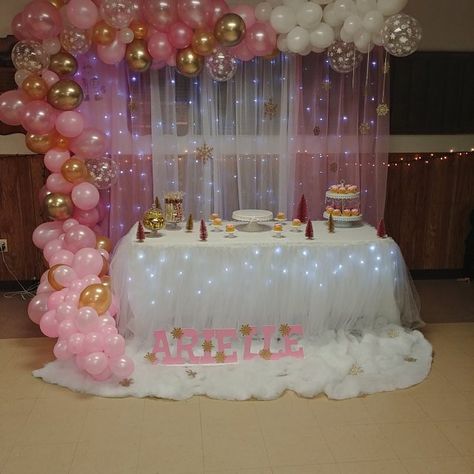 TJ P added a photo of their purchase Pink And Gold Decorations, Birthday Party Princess, Gold First Birthday, Princess Party Decorations, Girl Birthday Decorations, Girl Baby Shower Decorations, Birthday Balloon Decorations, Baby Shower Princess, Table Set Up