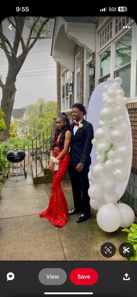 Red Prom Dress And Date, Red Prom Black Couple, Red Prom Looks Black Couple, Red And White Prom Couples, Red Prom Dress With Date, Black And Red Prom Couple, Red And Black Prom Couples, Red Prom Dress Couple, Red Prom Couple Outfit