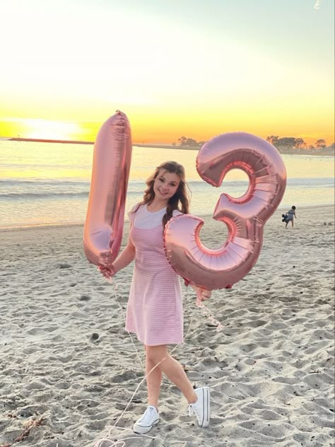 13 Birthday Picture Ideas, Birthday Picture Ideas, 13th Birthday Ideas, Birthday Balloons Pictures, Birthday Picture, 13 Birthday, Cute Birthday Pictures, Cute Birthday Ideas, Beach Birthday