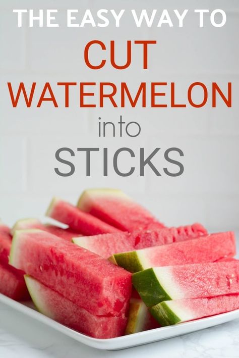 Watermelon Hacks, Watermelon Ideas, Watermelon Sticks, Boat Snacks, Watermelon Dessert, Food For Special Event, Frozen Watermelon, Fruit Ideas, Food On Sticks