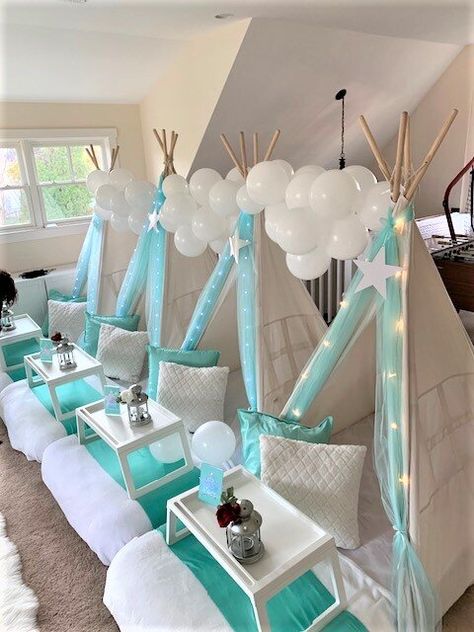 Teepee Bachelorette Party, Tepee Tent Party, T Pee Tent, Teepee Party Themes, Tp Party Ideas, Slumber Tent Party Ideas, Tent Theme Birthday Party, Slumber Party Teepee, Teepee Party Decorations