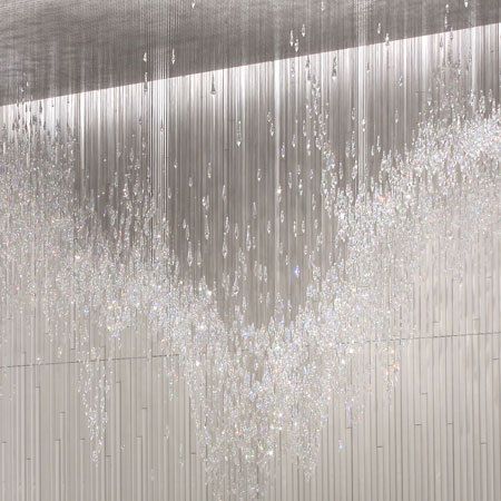 crystals light installation Swarovski Store, Tokujin Yoshioka, Lamp Art, Store Interior, Flagship Store, Falling Down, Retail Design, Light Art, 인테리어 디자인