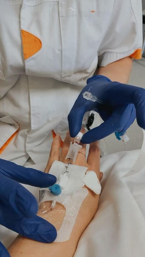 The nurse inserting the infusion needle [Video] | Hospital architecture, Cute selfies poses, Cute girl photo Infusion Hospital, Cute Selfies, Hospital Room Snapchat Stories, Hospital Admit Hand Pics, Hospital Photography, Hospital Architecture, Hospital Nurse, Flipagram Instagram, The Nurse