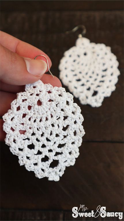 Free Elegant Crochet Earring Patterns - My Sweet and Saucy Crochet Earring Patterns, Crochet Thread Patterns, Mandala Crochet, Crochet Jewlery, Elegant Crochet, Crochet Jewelry Patterns, Crochet Earrings Pattern, Crochet Design Pattern, Thread Jewellery