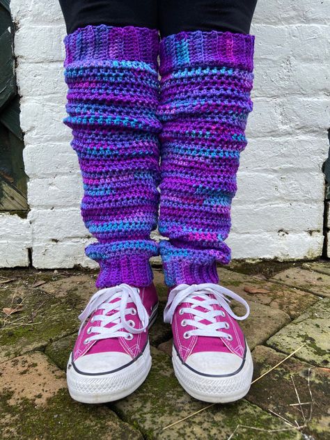 Super beginner friendly crochet leg warmer pattern Crochet 80s Leg Warmers Free Pattern, Crochet Leg Warmer Pattern, Leg Warmer Pattern, 80s Leg Warmers, Winter Leg Warmers, Stocking Pattern Free, Kids Leg Warmers, Leg Warmers Crochet Pattern, Stocking Ornaments