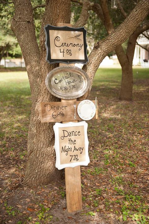 Wedding Reception Schedule, Country Wedding Colors, Wedding Sign Ideas, Wedding Menu Ideas, Rustic Wedding Details, Wedding Reception Menu, Tie The Knot Wedding, Rustic Wedding Reception, Rustic Wedding Bouquet