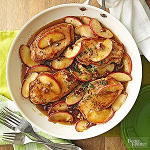 Apple-Pecan Pork Chops Fresh Apple Recipes, Fall Slow Cooker Recipes, Easy Fall Dinners, Apple Pork Chops, Pork Ham, Best Healthy Recipes, Fall Dinner, Pork Chop, White Meat