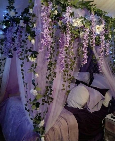 Dark Fairy Bedroom, Fairy Core Room Decor, Fairy Bedroom Aesthetic, Bedroom Fairycore, Fairy Core Bedroom, Fairy Core Room, Bedroom Japandi, Woodland Theme Bedroom, Fairycore Bedroom