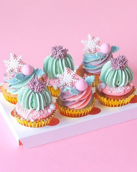 Cakes & Sweet Treats (@junipercakery) • Instagram photos and videos Pastel Christmas Cupcakes, Christmas Themed Cupcakes, Ball Themes, White Chocolate Rocky Road, Teal Cupcakes, Rocky Road Recipe, Winter Ball, Vanilla Sugar Cookie, Candyland Christmas